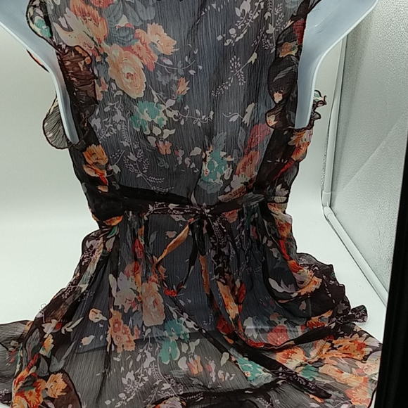 Boho sheer floral top - Picture 2 of 6